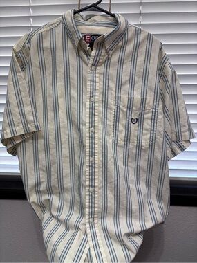 Ralph Lauren Cream and Blue Stripe Short Sleeve Button-Down Shirt